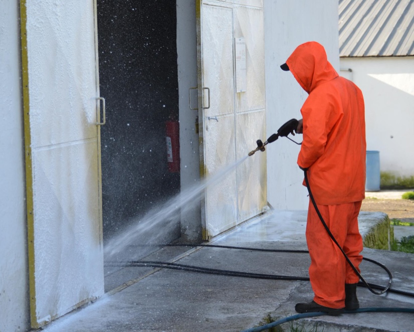 commercial pressure washing service Bunbury